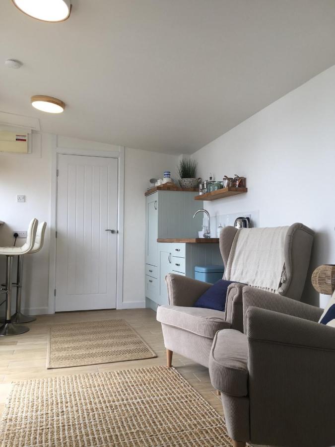 1-Bedroom Chalet With Parking On Site Looe Bagian luar foto