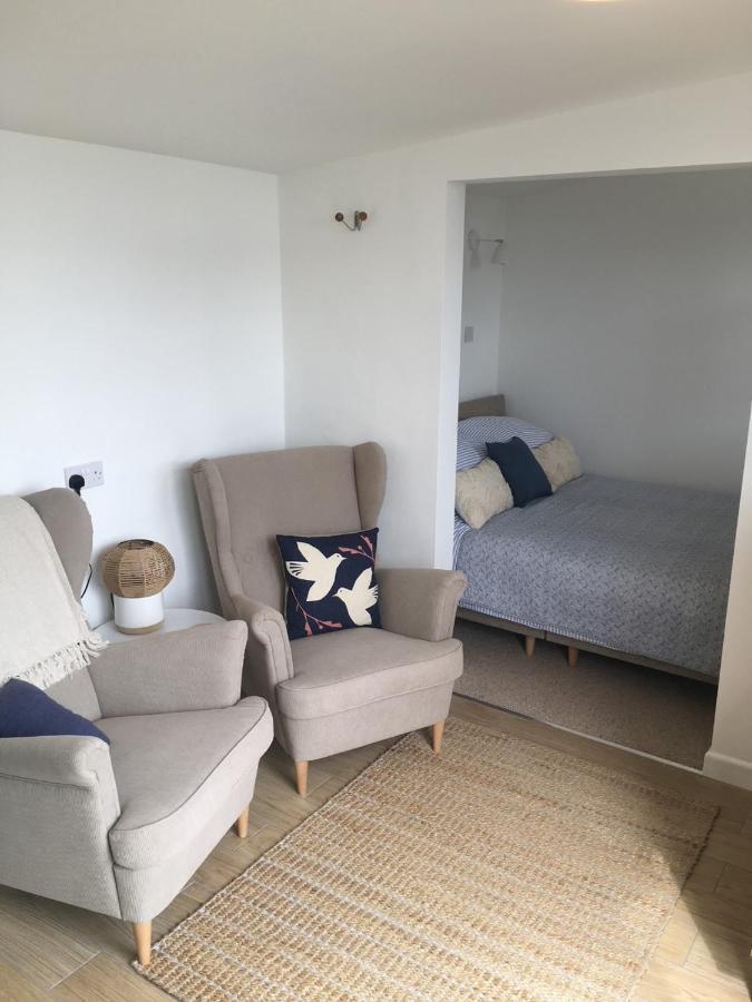 1-Bedroom Chalet With Parking On Site Looe Bagian luar foto